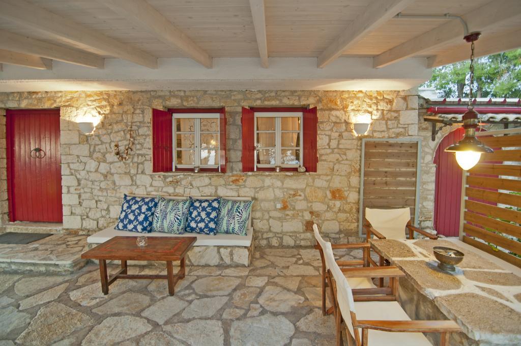 Captain Mike'S Villa II Sívota Eksteriør bilde