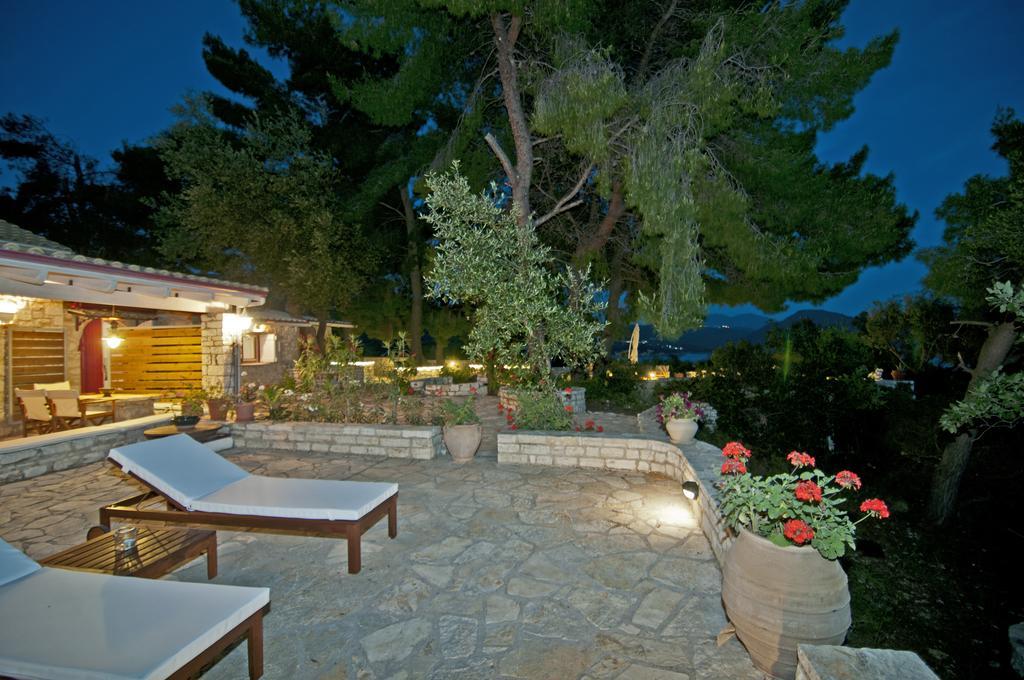 Captain Mike'S Villa II Sívota Eksteriør bilde