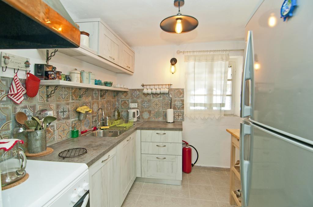 Captain Mike'S Villa II Sívota Eksteriør bilde